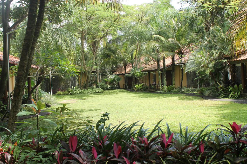 Laras Asri Resort & Spa Салатига Экстерьер фото