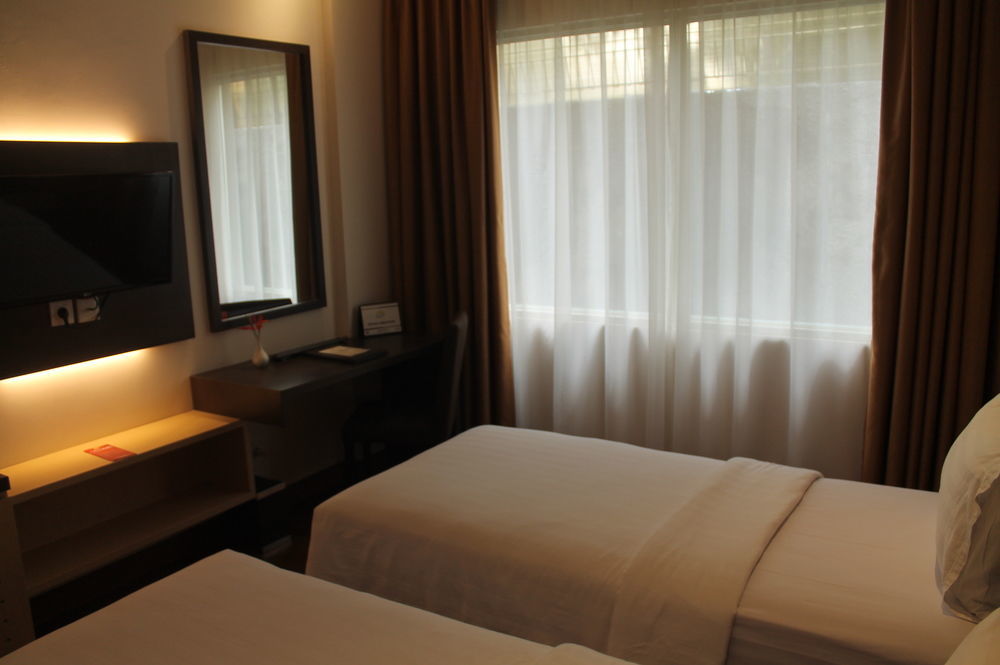 Laras Asri Resort & Spa Салатига Экстерьер фото